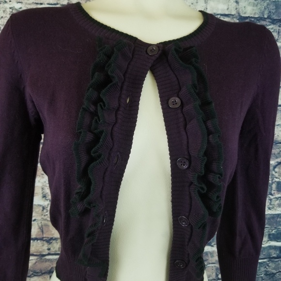 Cozy Button Down Ruffled Cardigan - Picture 3 of 4